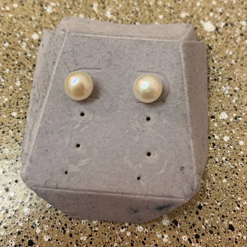 Genuine pearl & 14k Earrings